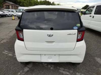 Daihatsu MIRA E S