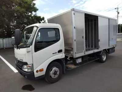 Hino DUTRO