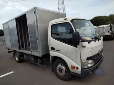 Hino DUTRO
