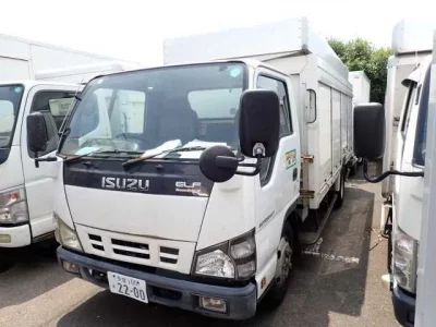 Isuzu ELF