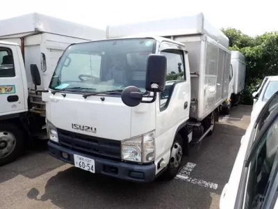 Isuzu ELF