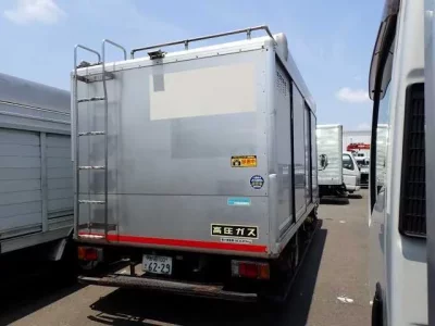 Isuzu ELF