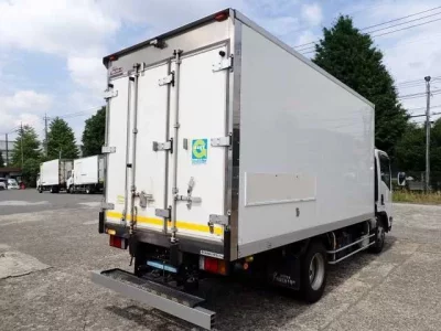 Isuzu ELF
