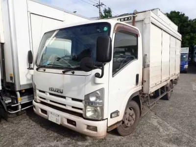 Isuzu ELF