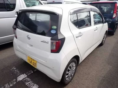 Daihatsu MIRA E S