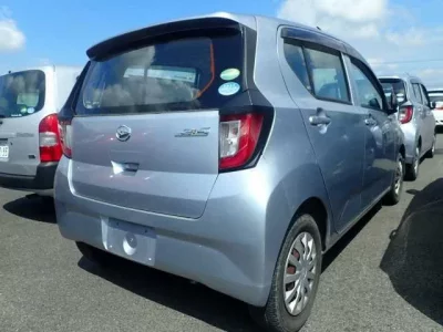 Daihatsu MIRA E S