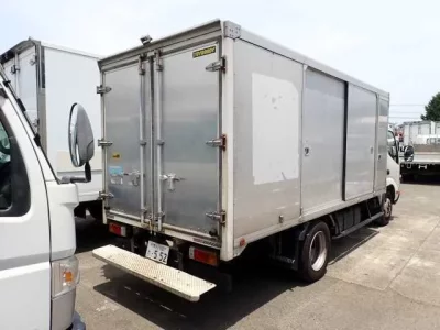 Hino DUTRO