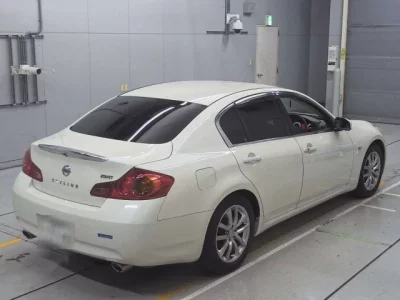 Nissan SKYLINE