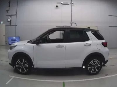Daihatsu ROCKY