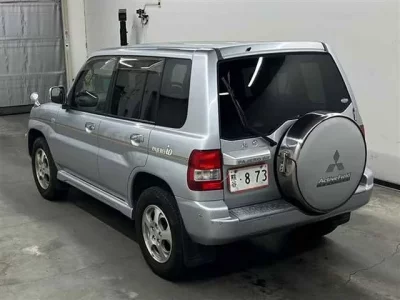 Mitsubishi PAJERO IO