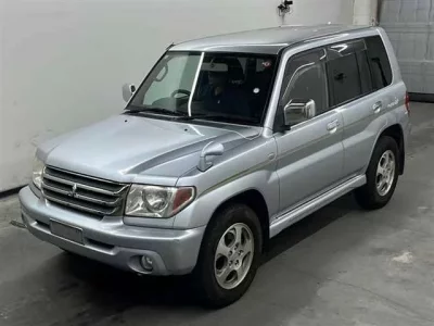 Mitsubishi PAJERO IO