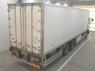 Isuzu TRUCK