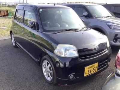 Daihatsu Esse