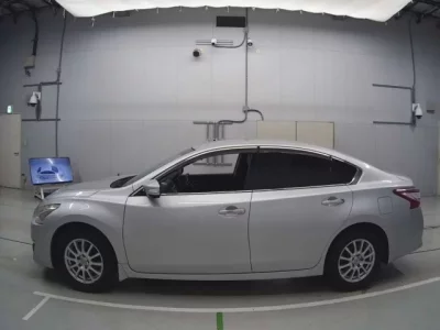 Nissan TEANA