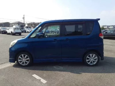 Mitsubishi DELICA D2