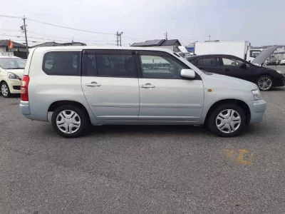 Toyota SUCCEED