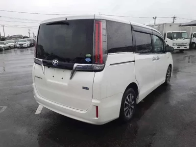 Toyota ESQUIRE