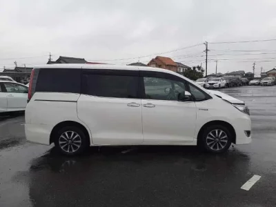 Toyota ESQUIRE