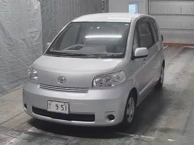 Toyota PORTE