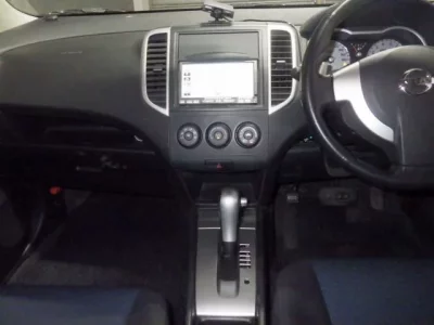 Nissan WINGROAD