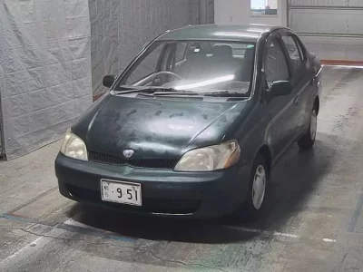 Toyota PLATZ