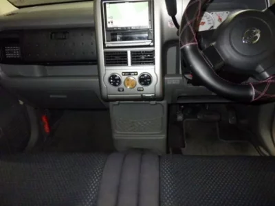 Nissan CUBECUBIC