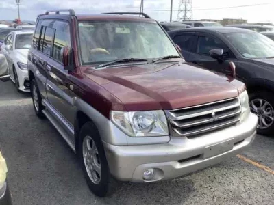Mitsubishi PAJERO IO