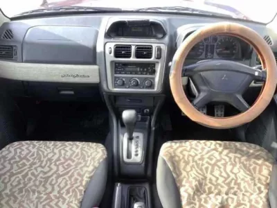 Mitsubishi PAJERO IO