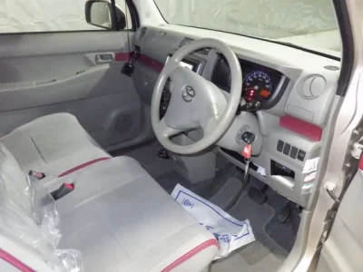 Toyota PIXIS SPACE