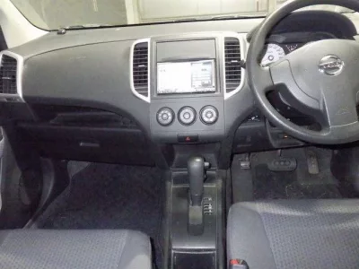 Nissan WINGROAD