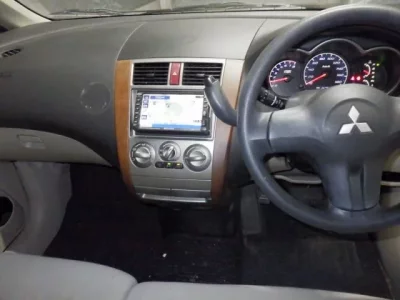 Mitsubishi COLT PLUS