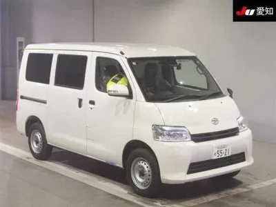 Daihatsu Gran Max