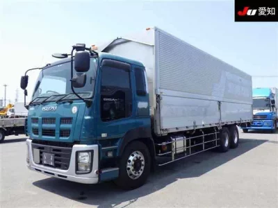 Isuzu GIGA