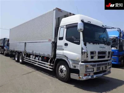 Isuzu GIGA