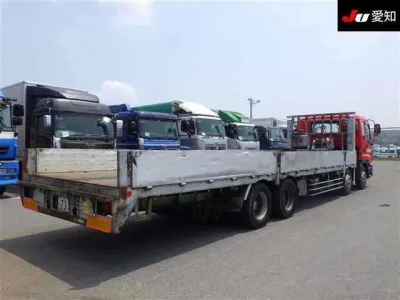 Isuzu GIGA
