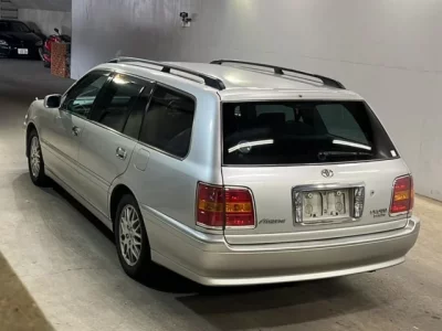 Toyota CROWN ESTATE