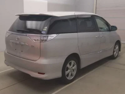 Toyota ESTIMA HYBRID