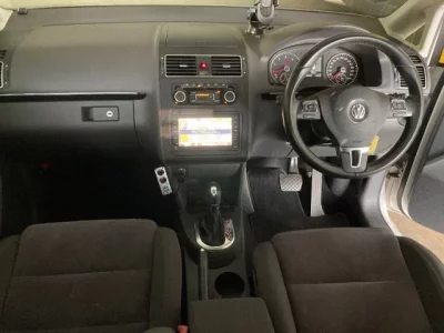 Volkswagen GOLF TOURAN