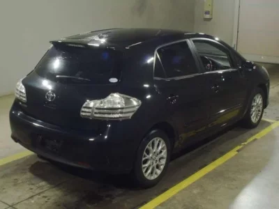 Toyota BLADE