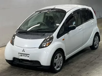 Mitsubishi I