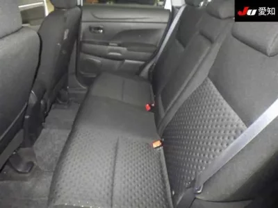 Mitsubishi RVR