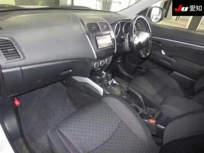 Mitsubishi RVR