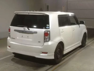 Toyota COROLLA RUMION