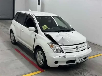 Toyota IST