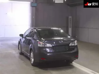 Lexus HS