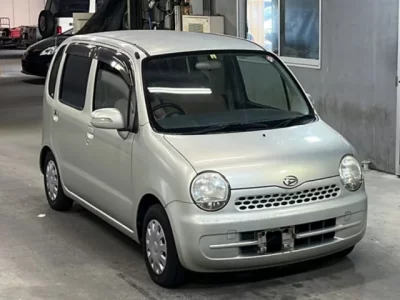 Daihatsu MOVE LATTE