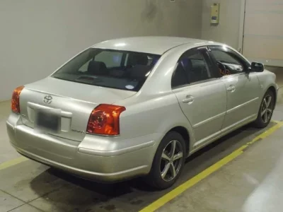 Toyota AVENSIS SEDAN