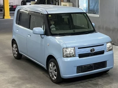 Toyota PIXIS SPACE