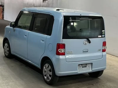 Toyota PIXIS SPACE