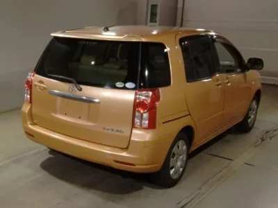 Toyota RAUM